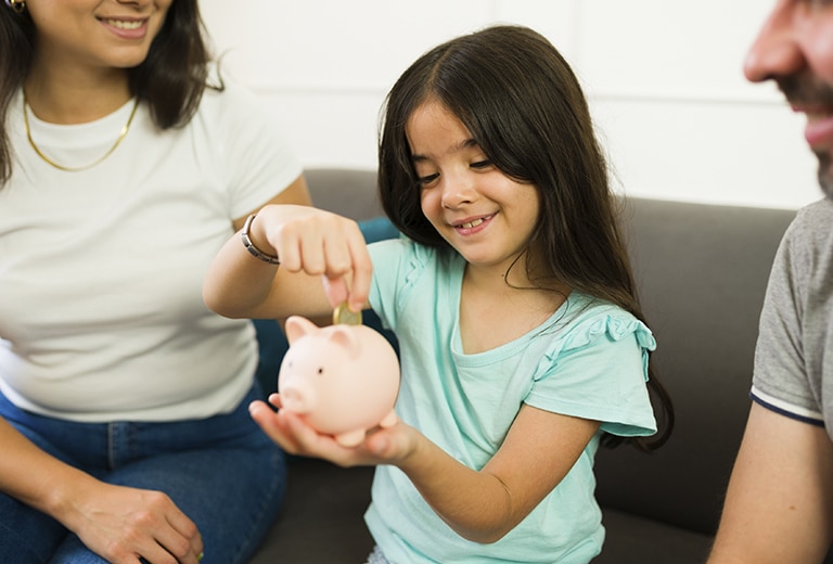 Decidir bien para construir el futuro La educación financiera es una responsabilidad social compartida